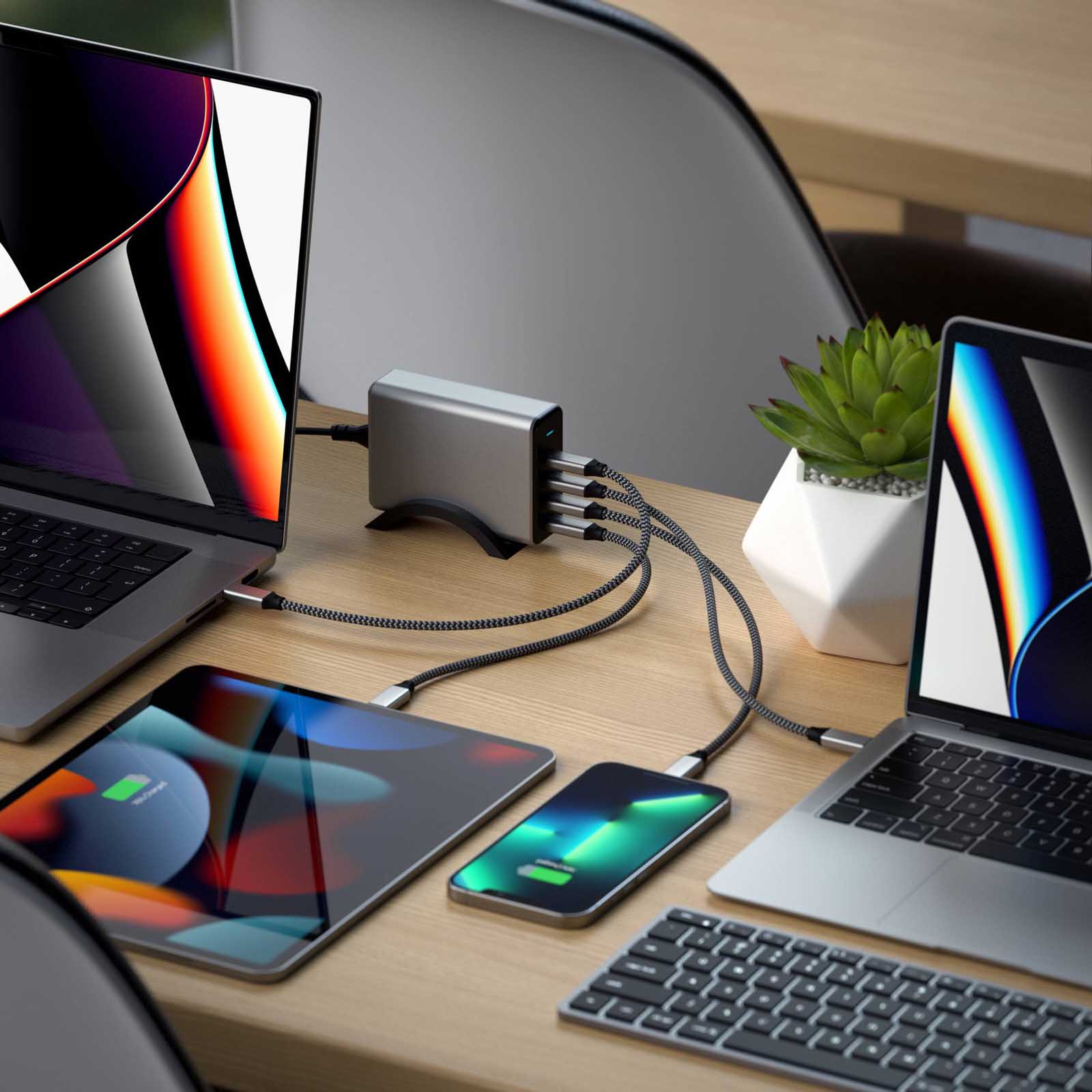 bo-sac-gan-satechi-pd-165w-4-cong-usb-c-st-uc165gm-eu-2